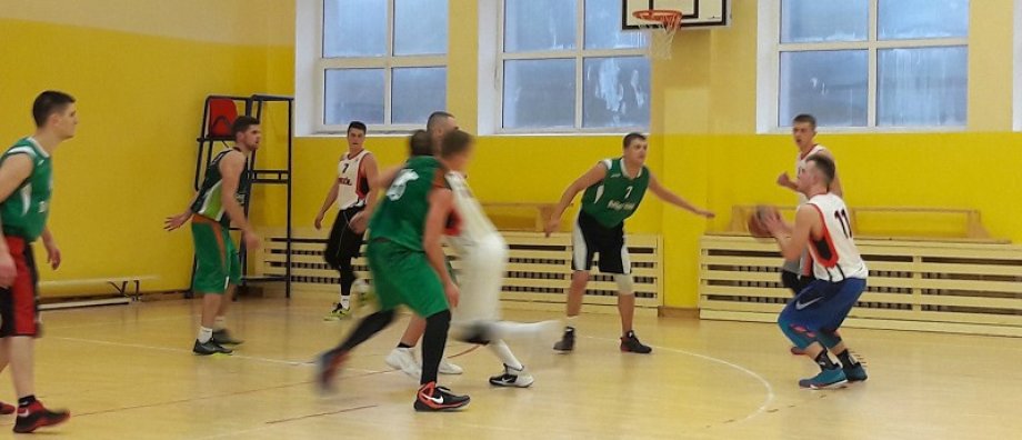 Šalčininkų miesto krepšinio pirmenybės Šalčininkų rajono savivaldybės taurei laimėti