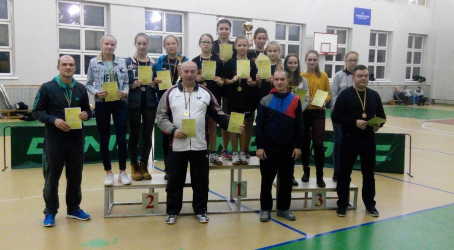Sėkmingos komandinės stalo teniso pirmenybės