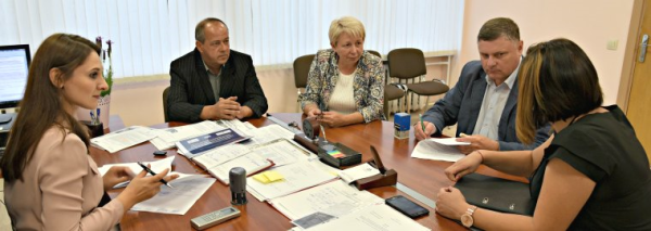 Pasirašyta Baltosios Vokės „Šilo“ gimnazijos kapitalinio remonto darbų atlikimo sutartis