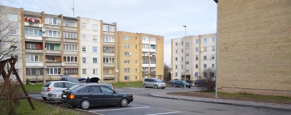 Šalčininkų rajono savivaldybės administracija skelbiamų derybų būdu perka butus, gyvenamuosius...