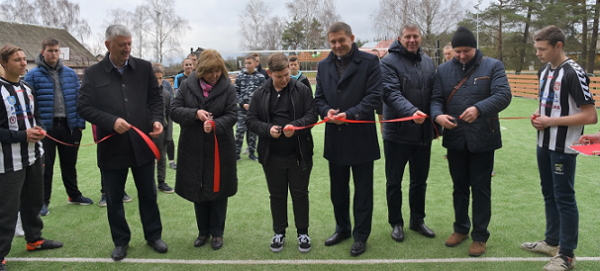 Sporto aikštelės atidarymas Pabarėje