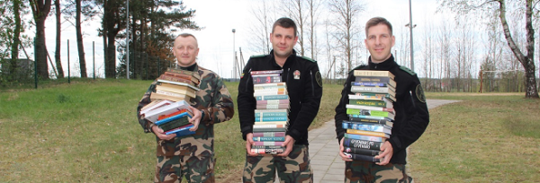 Pogranicznicy zbierali książki dla solecznickiej biblioteki